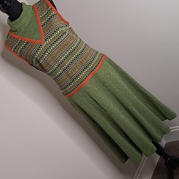 DL Barron of London Dresses & Skirts - D.L. Barron of London sz 14 dress, retro vintage made in England